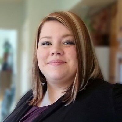 Ashley-Jones_Headshot-Sized